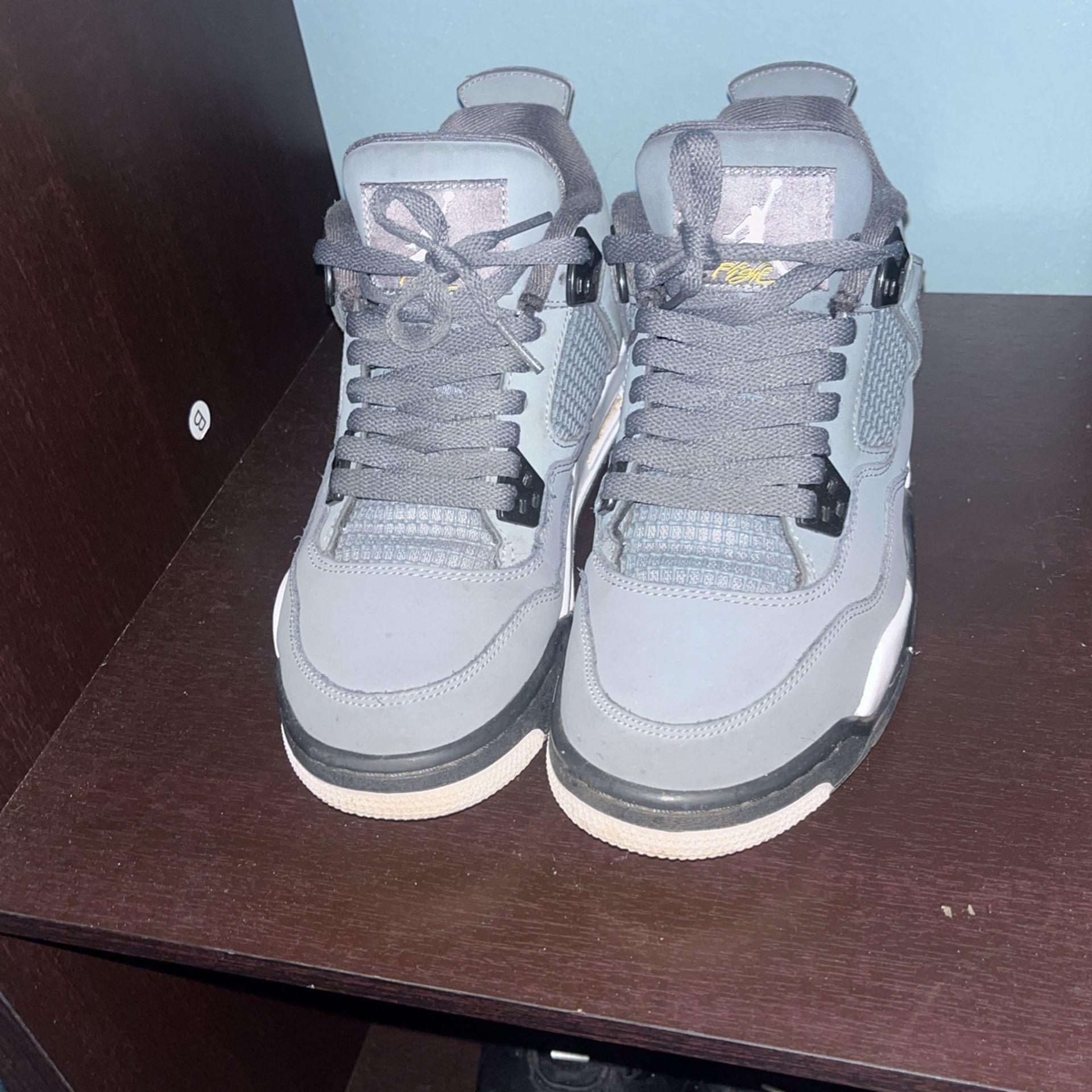 Jordan 4 Cool Greys