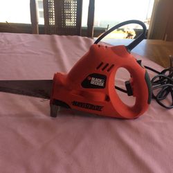 Black & Decker skill saw