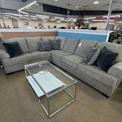 Sectional Sofa Ashley Signature 