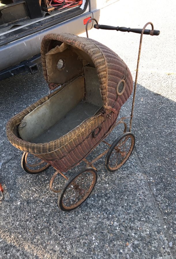antique lloyd loom baby carriage 1917