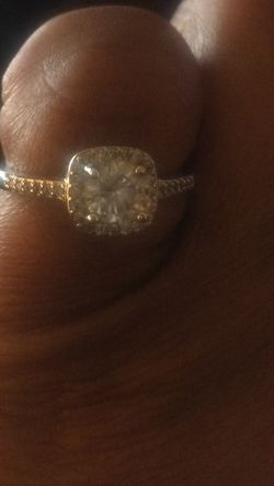 Gorgeous sterling silver stamped 925 ladies ring size 7