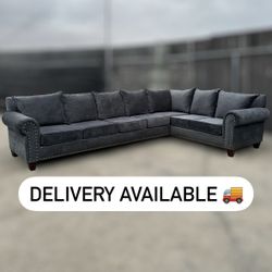 Like-New Black 2 Piece Nailhead Sectional Sofa Couch - 🚚 DELIVERY AVAILABLE 