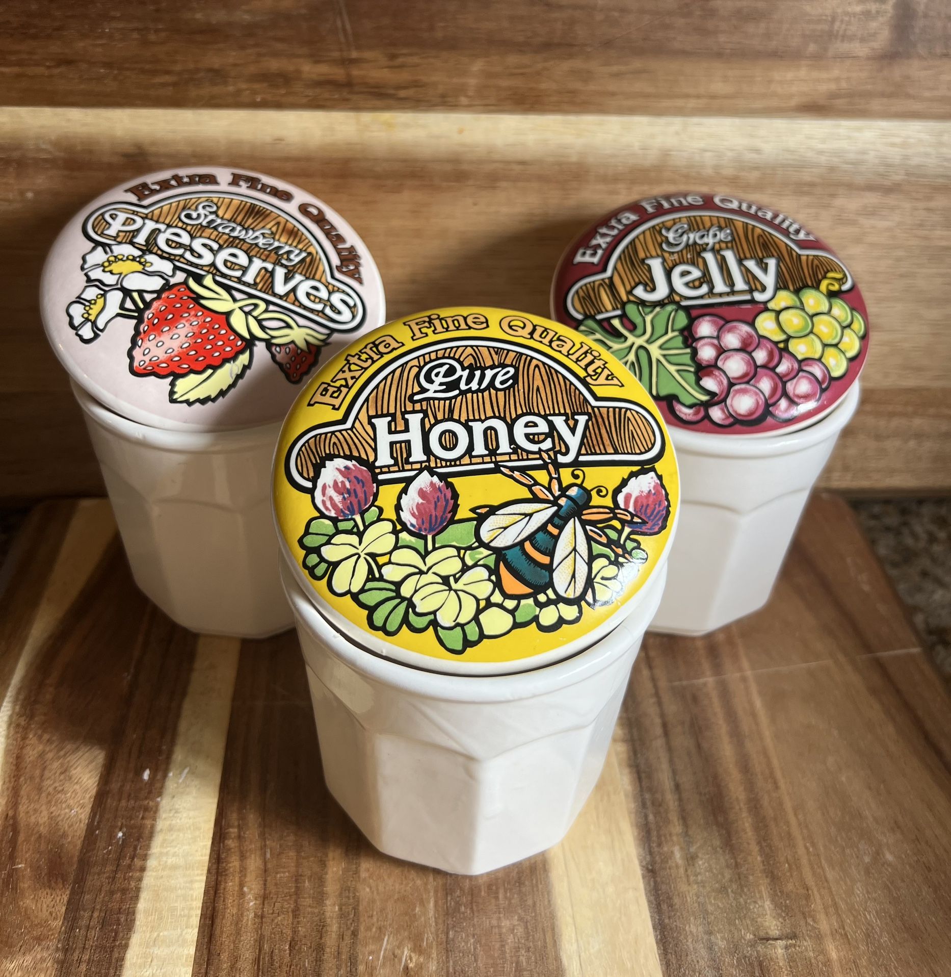 Vintage Ceramic Jelly & Honey Jar Set – Retro Kitchen Collectibles! 🍓 🍯 🍇