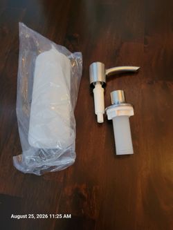 Kohler soap dispenser ( new)