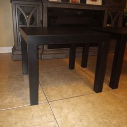 2 END TABLES