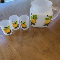 Beautiful Frosted Glass Pitcher With 3 Juice Glasses