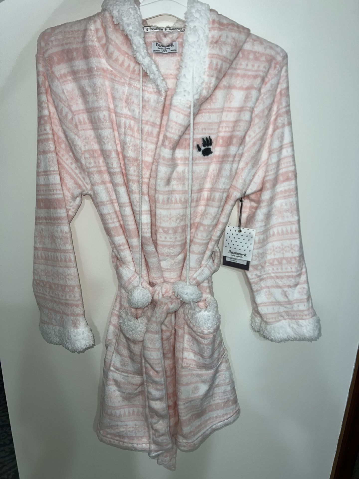 BearPaw Pink and White Fleece Robe Size large