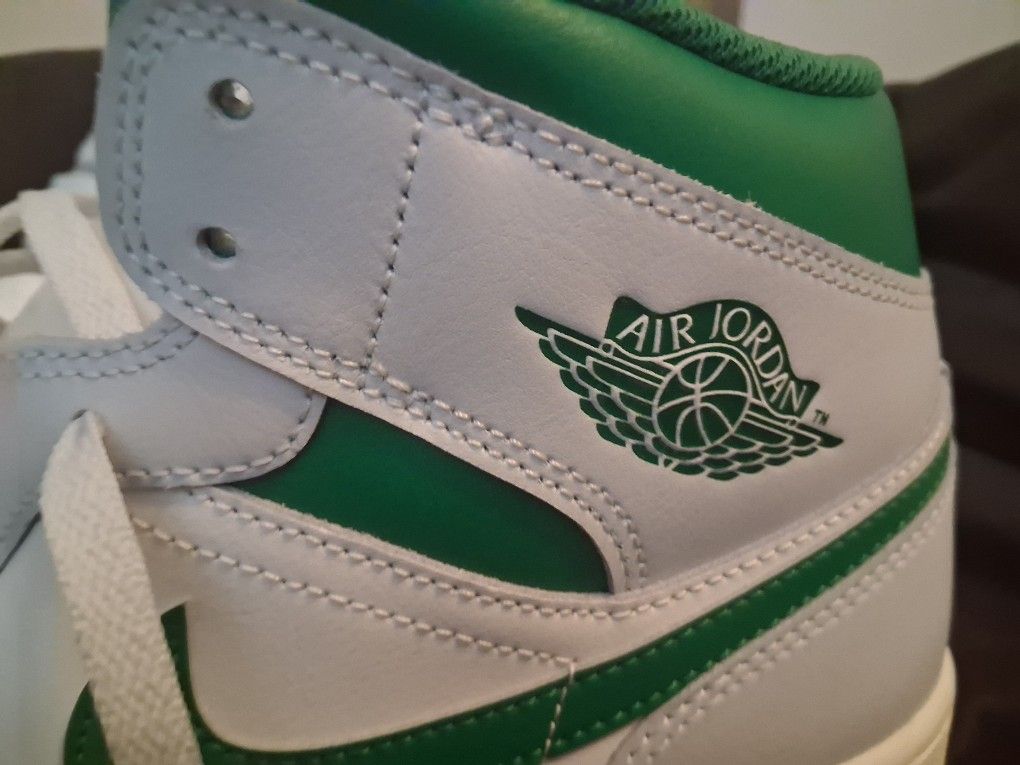 JORDAN AIR SHIP SIZE 13 MENS