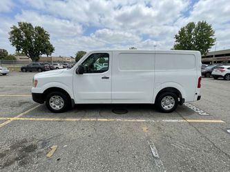 2014 Nissan nv 1500 cargo