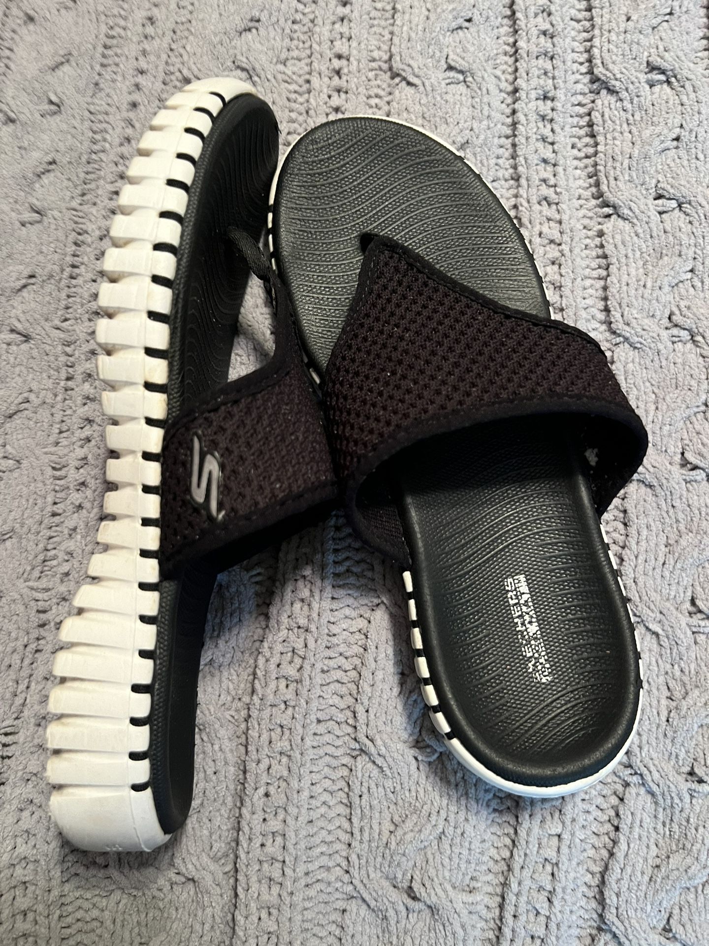 Skechers Black Sandals