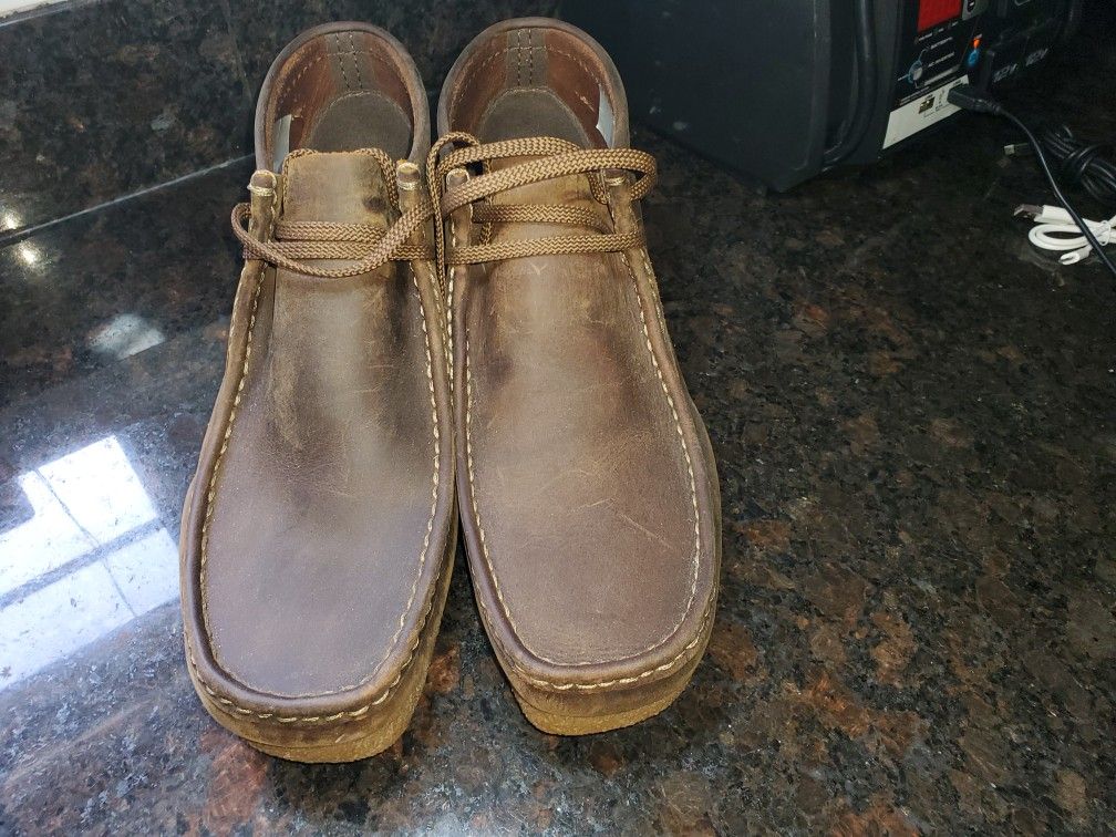 Clark's Chukka Midrise.