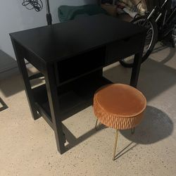 Vanity Table And Chair 