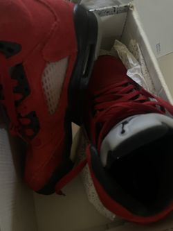 Jordan 5 Retro Raging Bull  