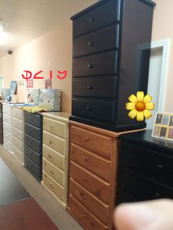 5 Drawer Pinewood Dresser / Cómoda Pino 5 Cajones