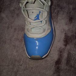 "Jordan 11 Low UNC Patent Women's 6.5Y/4.5 Cleaned Like New - No Box"High-View Title Examples"Jordan 11 Low UNC Patent Women's 6.5 / 4.5Y Cleaned Like
