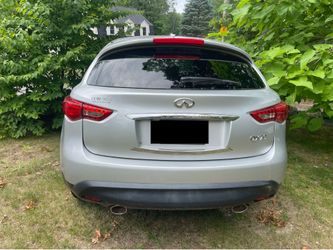 2017 Infiniti QX70