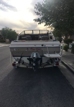 Bay runner boat Great condition everything run perfect