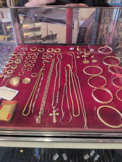 Lots of gold for sale at melt!