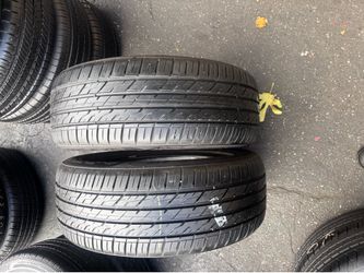 Tengo un par de llantas en muy buenas condiciones, marca ARROYO 225/55R18 instaladas y balanceadas por el mismo precio $120