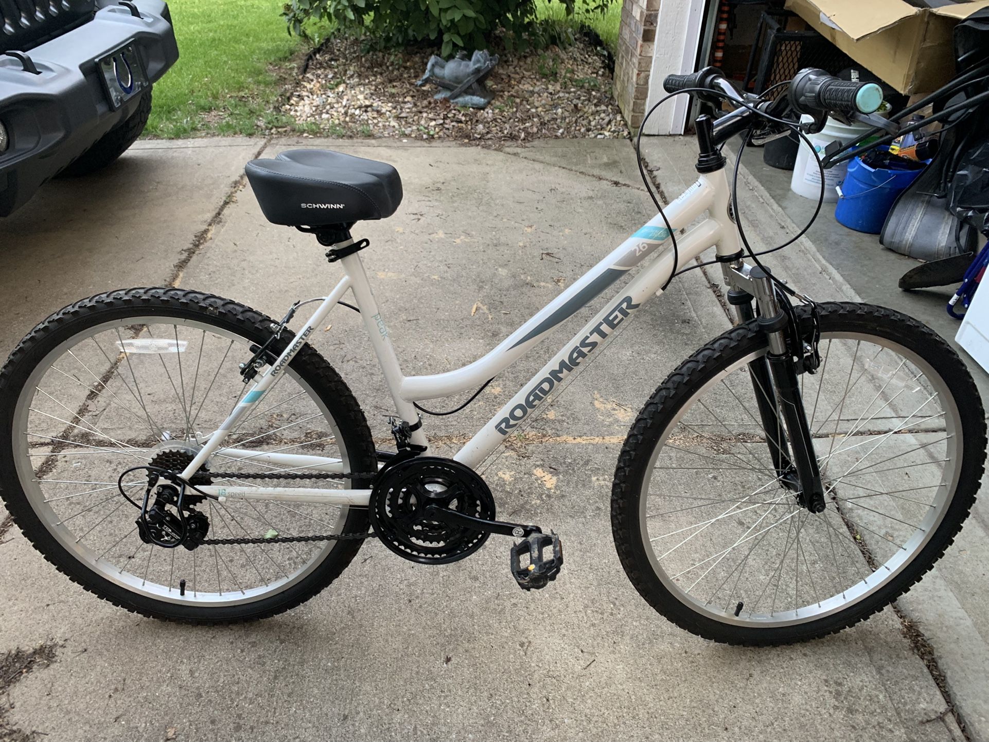 Roadmaster bike sales women's 18 speed