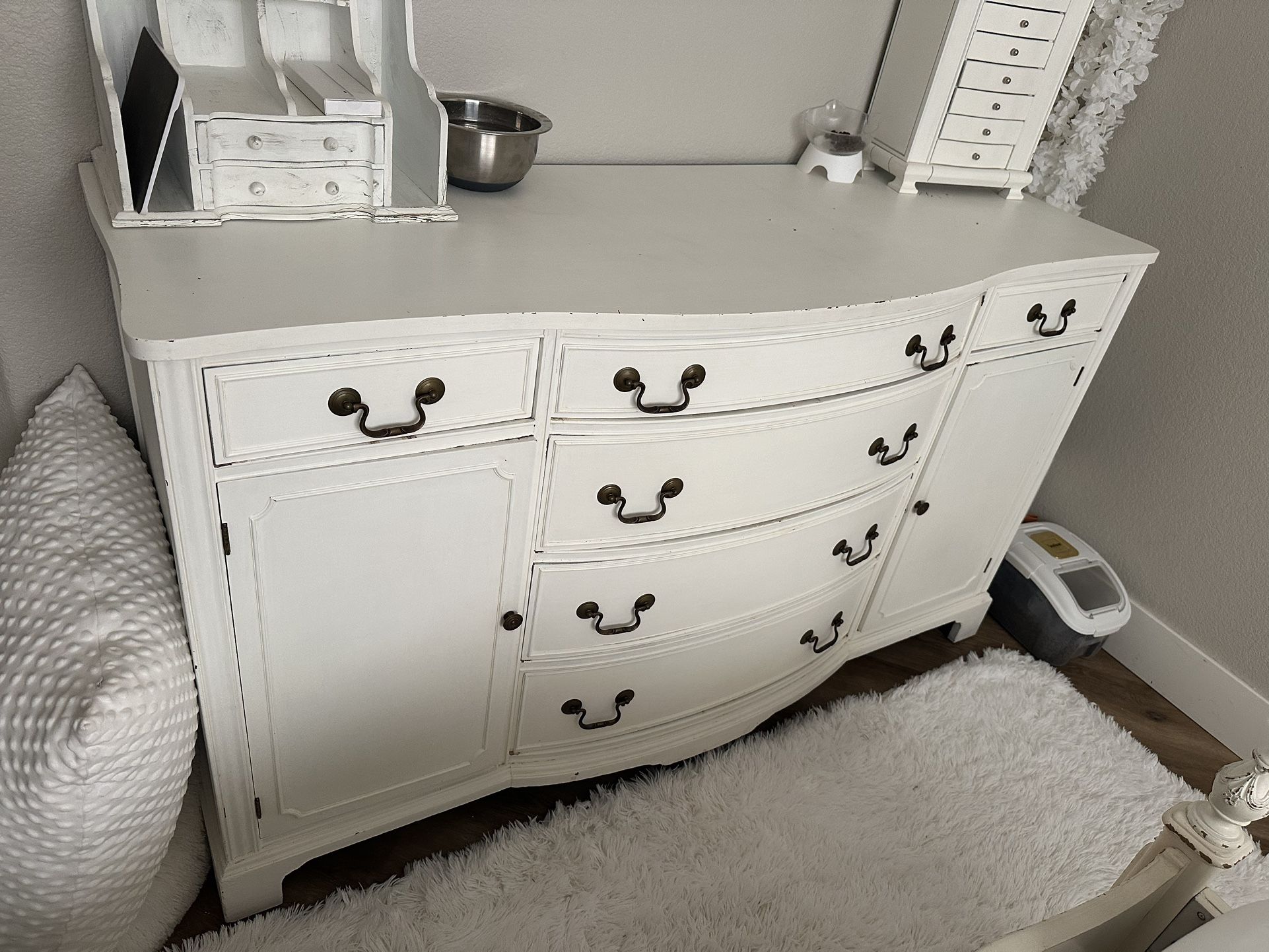 Antique dresser/buffet