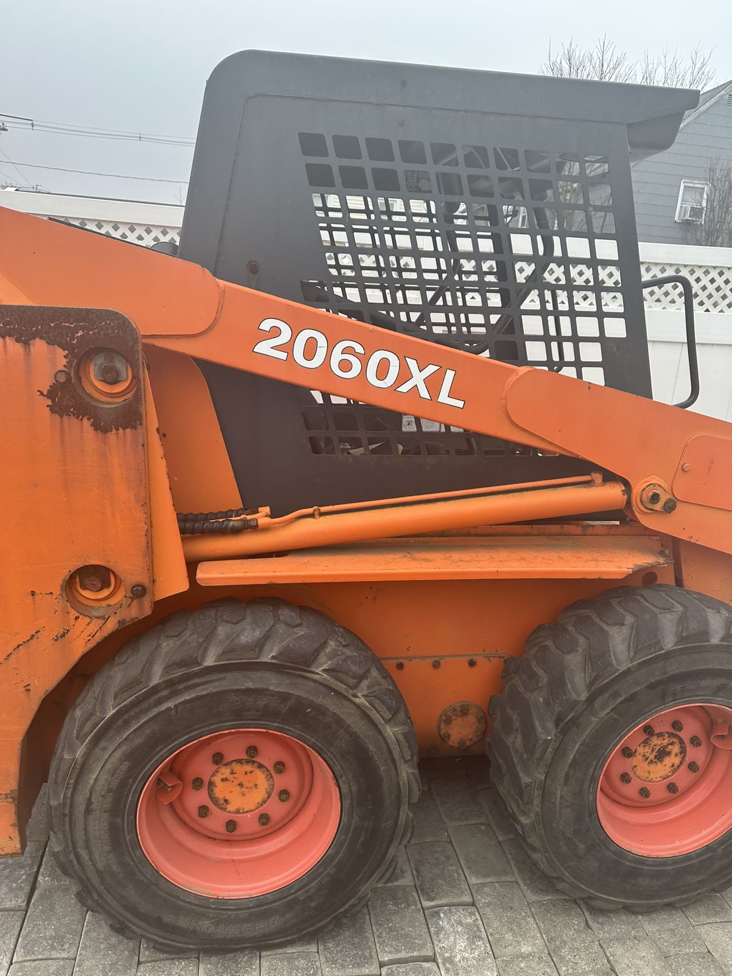 Daewoo skid steer 2060 Xl With Counter Weight Sbobcat$