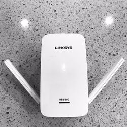 Linksys RE6300 WiFi Range Extender