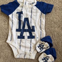 LA Dodgers 3/6M onesie and shoes