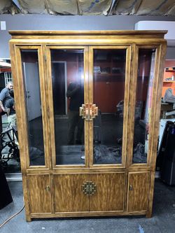 Century Chin Hua China Cabinet