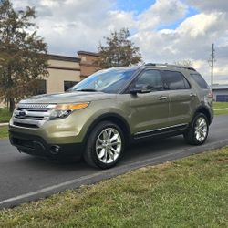 2012 Ford Explorer XLT 