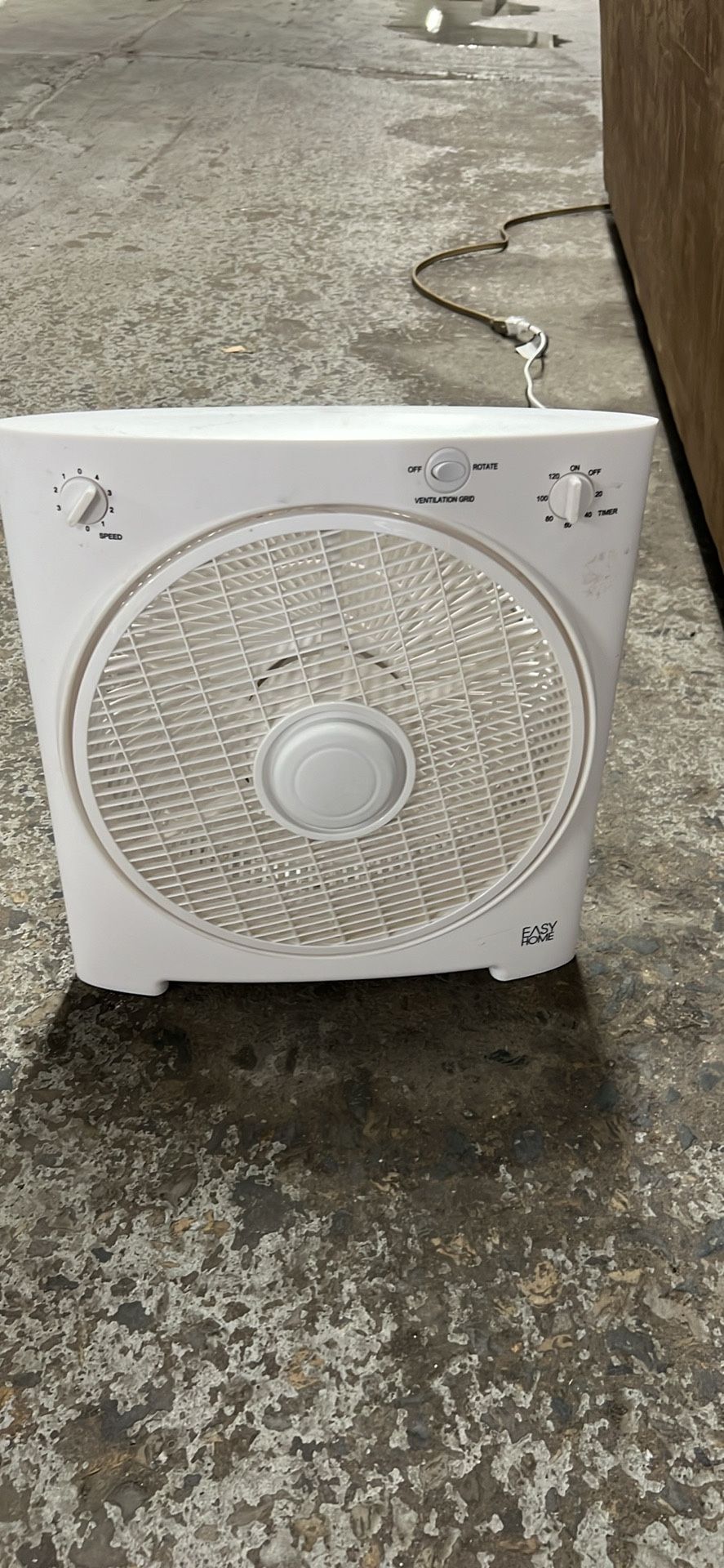 Like New Surround Fan