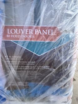 LOUVRR PANEL BI-FOLD DOORS