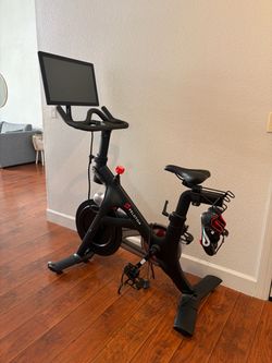 Peloton Bike