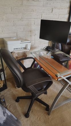 Desk, Chair, Monitor