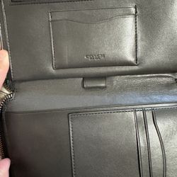 Coach Clutch Wallet 