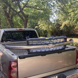 99 To 07 Chevy Grille