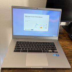 Samsung Chromebook 4+ 15.6” – Great Condition – w/ Charger