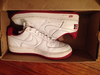 Kids size 5 PUERTO RICO AIR ONES