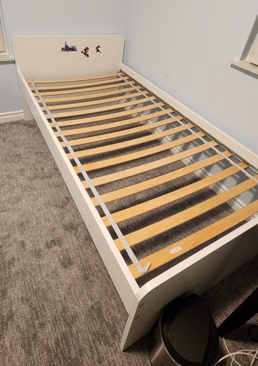 Twin Size Bed