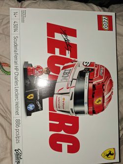 LEGO Scuderia Ferrari HP Charles Leclerc Helmet Set 43014