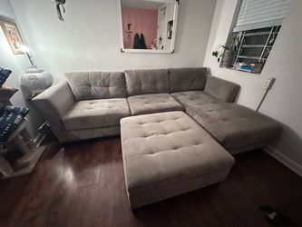 Macy's Radley Sectional w/Chaise & Ottoman