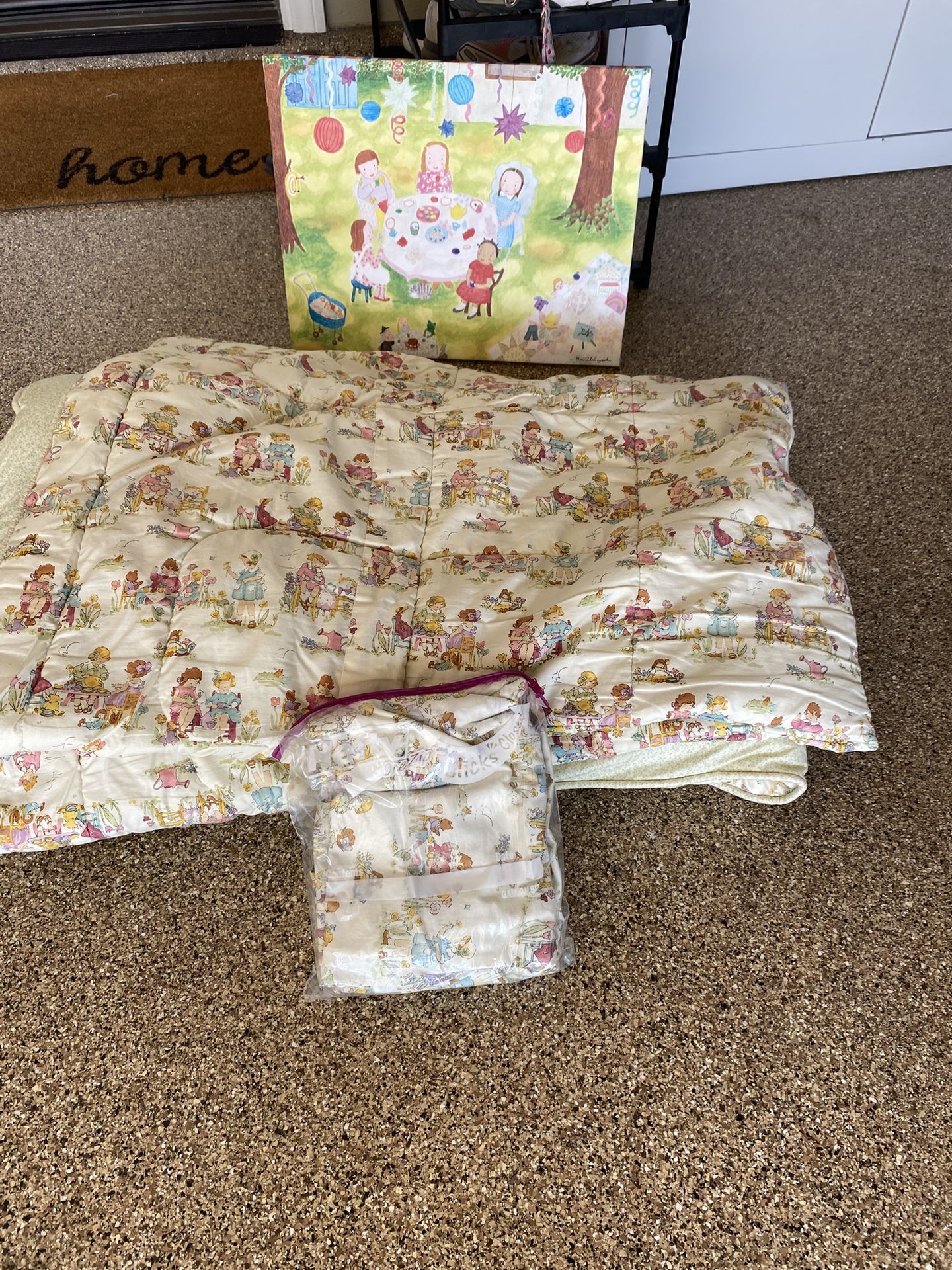 Comforter, Picture And Curtain (TEA PARTY)