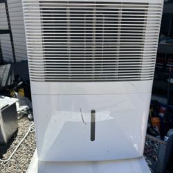 GE Energy Star Portable Dehumidifier 35 Pint, Perfect for Bedroom, Basement & Garage or Rooms up to 3000 Sq Ft, Ideal for High Humidity Areas, Complet