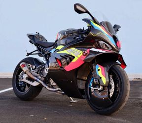 2024 BMW M 1000 RR
