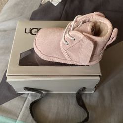 $65 Brand New Baby Girl Ugg’s Roe Sale Size 2-3
