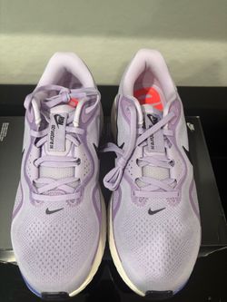 Nike Structure 26 Running Shoes women’s size 10w Brand New