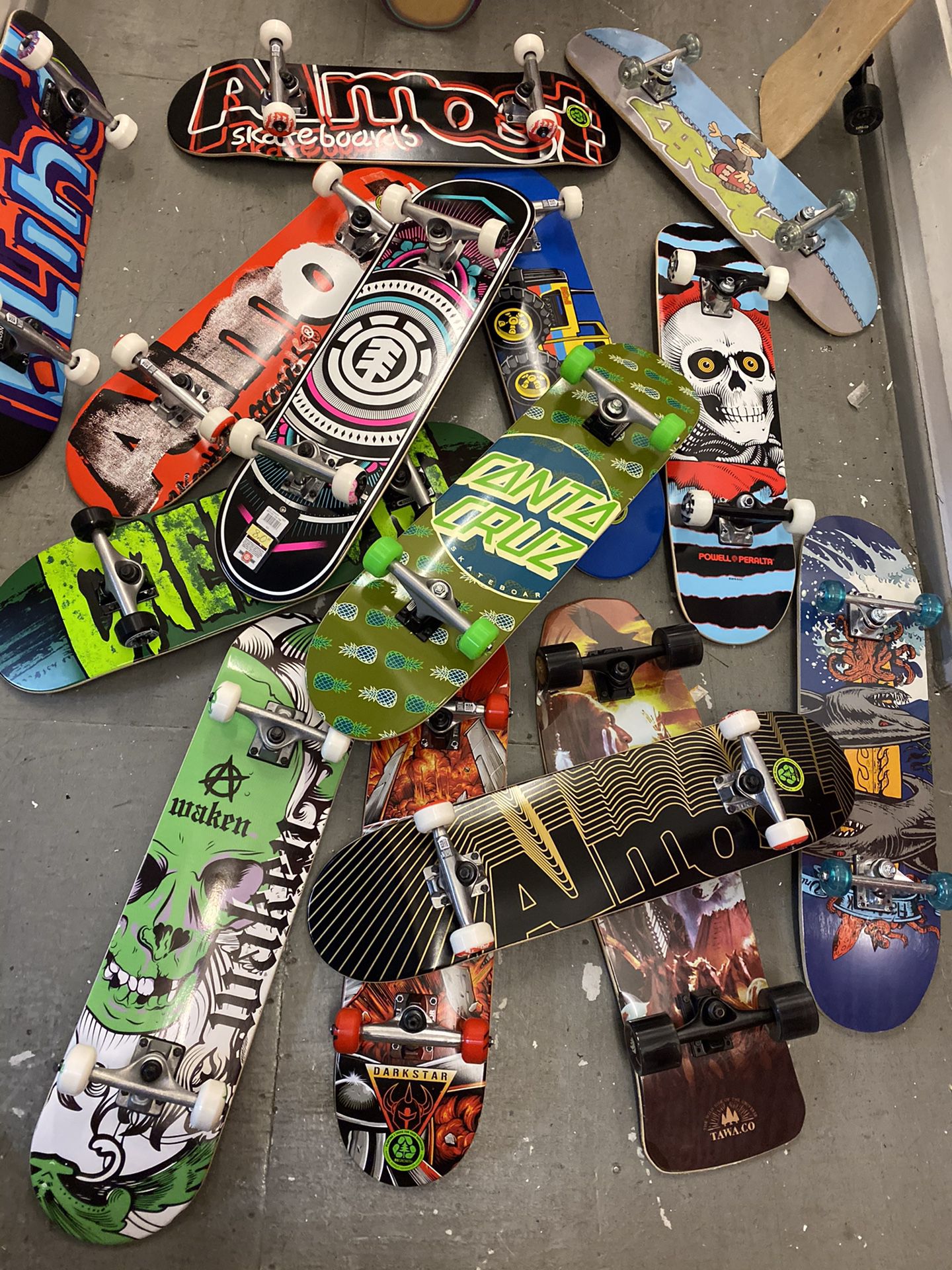 Skateboards And Accessories Sale in Los Angeles, CA -