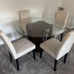 Dining Table with Chairs – $250 (Great Condition)