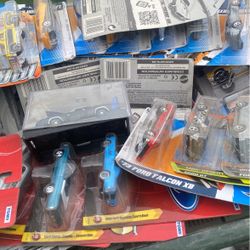 Tote Full Of Hotwheels Over 180 $70