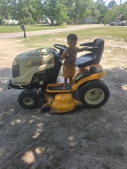 Cub Cadet   Lawnmower